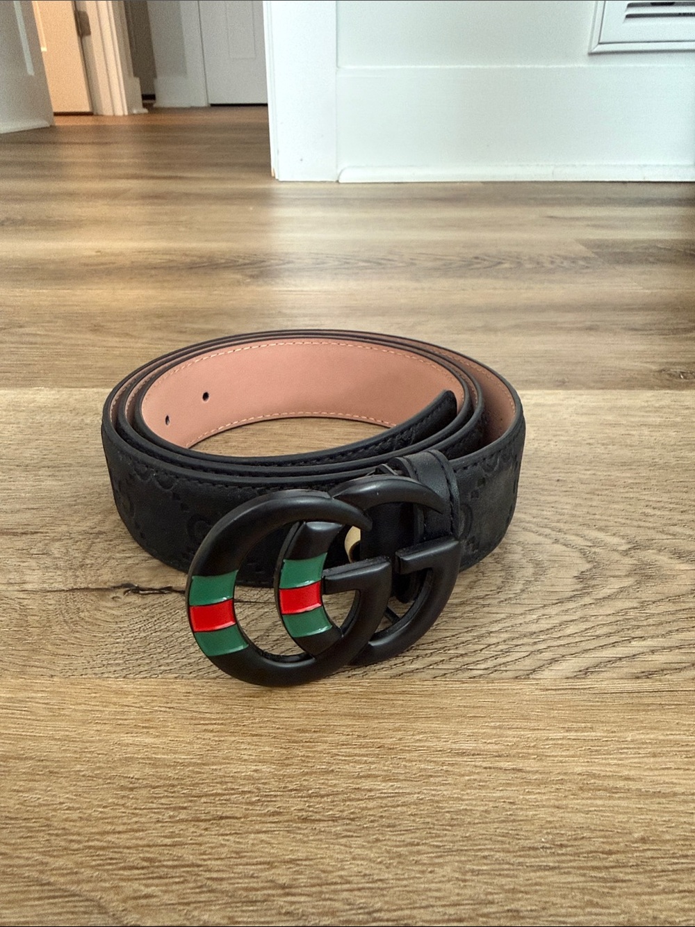 Black Men's Leather Belt with Black Double-Ring Buckle and Green/Red Accent